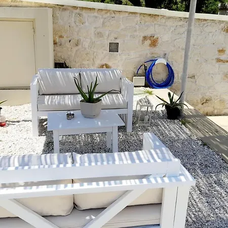With Heated Private Pool And Bbq Apartament